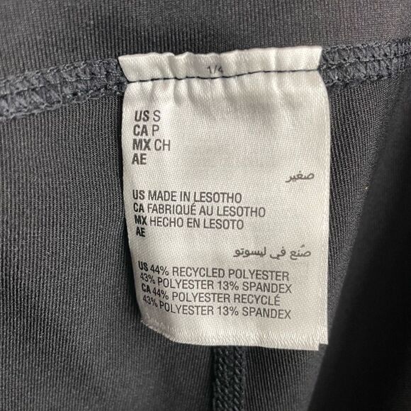 NWT Ideology Black Legging Shorts Size S - Picture 5 of 5